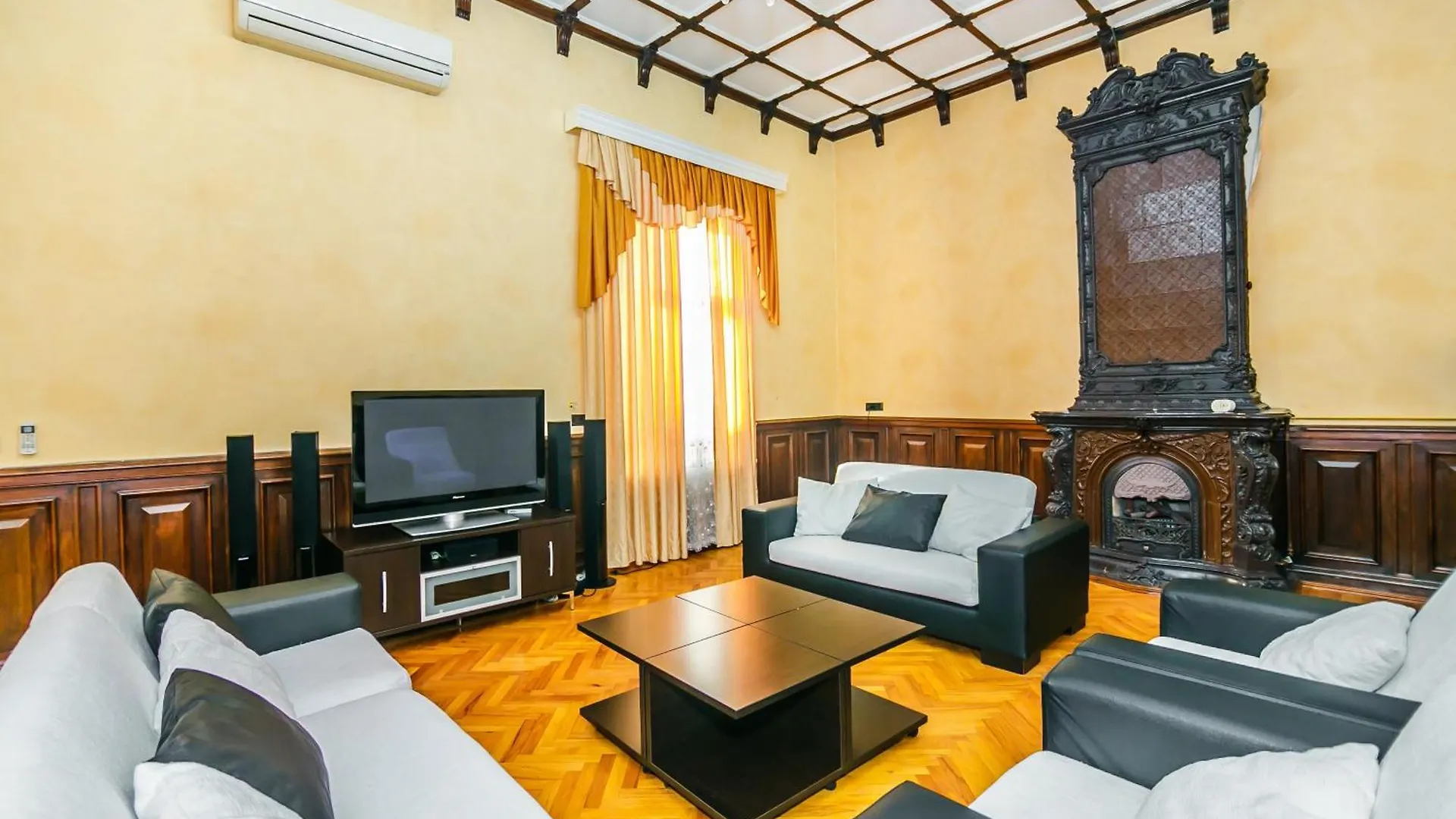 Apartment On Metro Sahil Baku