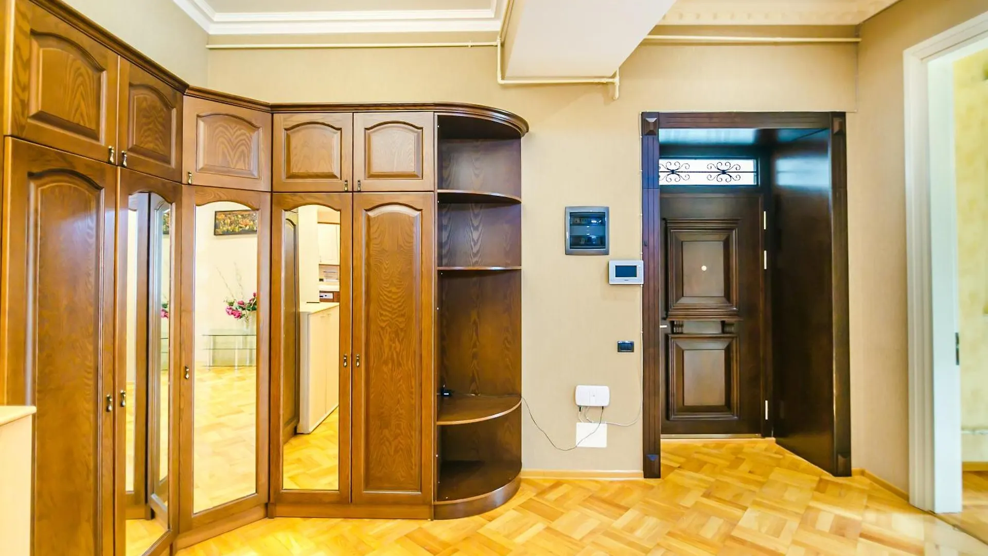 Apartment On Metro Sahil Baku